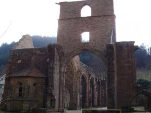 Ruine des Klosters Allerheiligen im Lierbachtal