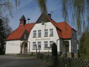 Alte Schule Delecke („Haus Möhnesee”)
