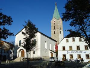 Katholische Pfarrkirche Sankt Nikolaus