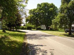 Straße in der Ortsmitte