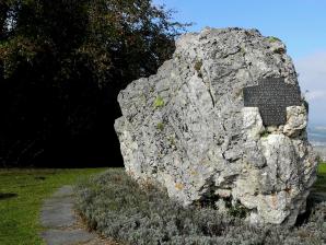 Tieringen-Gebirgsjägerdenkmal auf dem Lochenhörnle