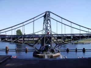 Kaiser-Wilhelm-Brücke