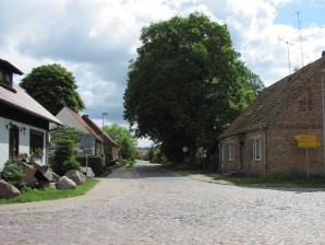 Lindenweg im Ortsteil Triepkendorf