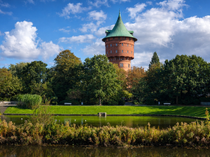 Wasserturm mit Wasserturmpark. Entspannter Rückzugsort. 