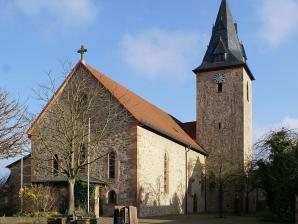 Pfarrkirche St. Peter und Paul im Ortsteil Wirtheim