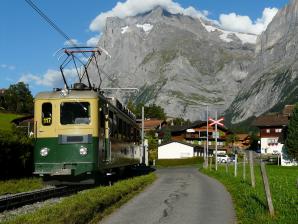 Triebwagen der Wengernalpbahn