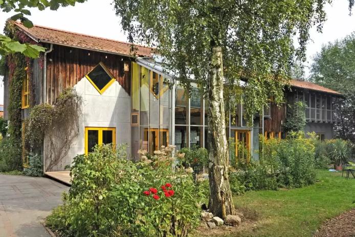 Unser Gästehaus ist ein Niedrigenergie-Gebäude