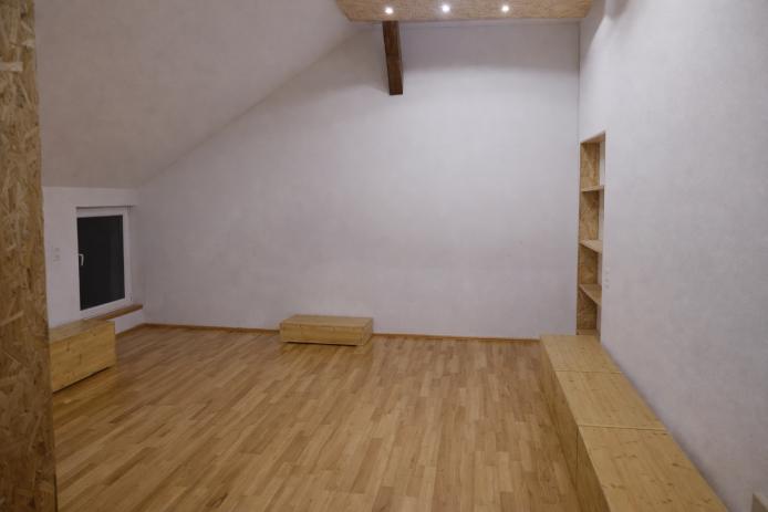 Aufenthaltsbereich "Seminarraum" im 1.OG