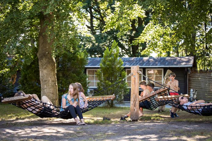 Chillen in den Hängematten des ZirkelsteinResort