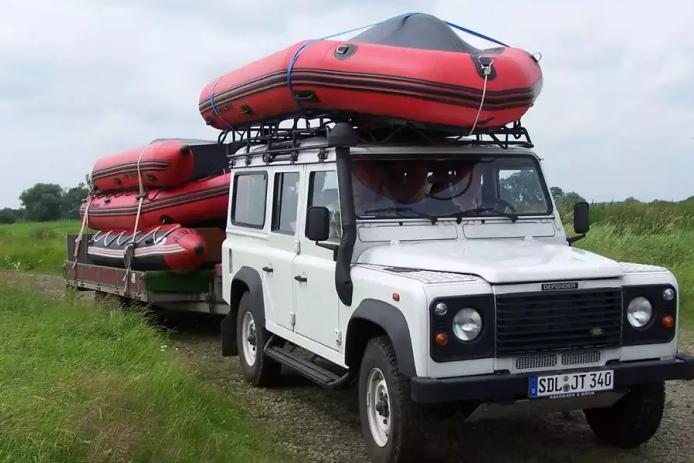 Schlauchboot-Touren auf der Elbe - für jedes Alter DER Gruppenspaß. Vorbei an Adlerhorst und Biber