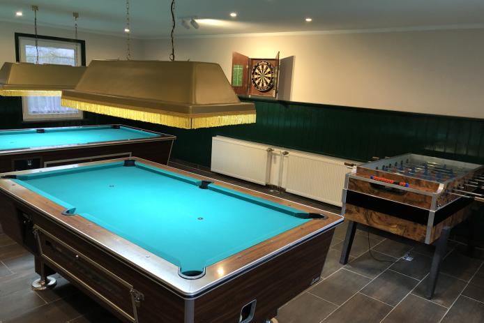 Billardraum & Fußballkicker