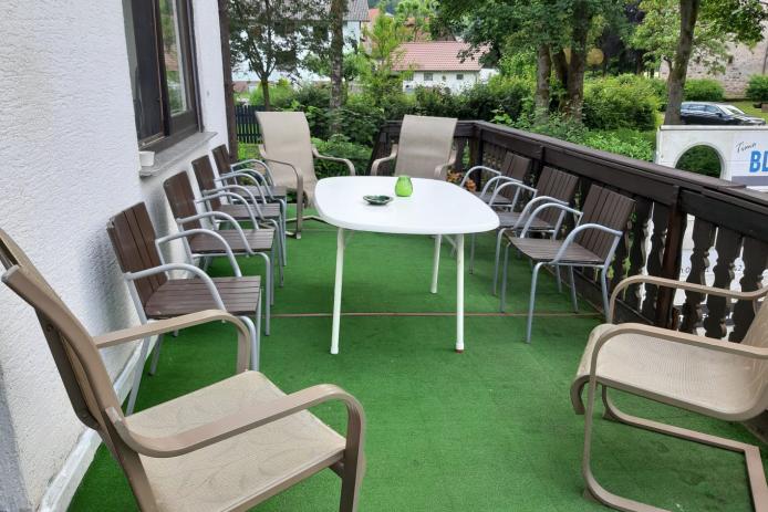 Möblierte Terrasse