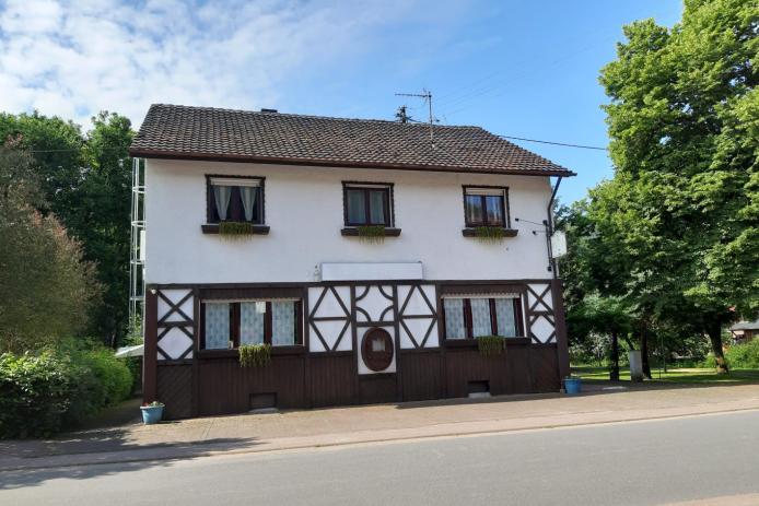 Parkplatz beim Haus für bis zu 5 PKW's