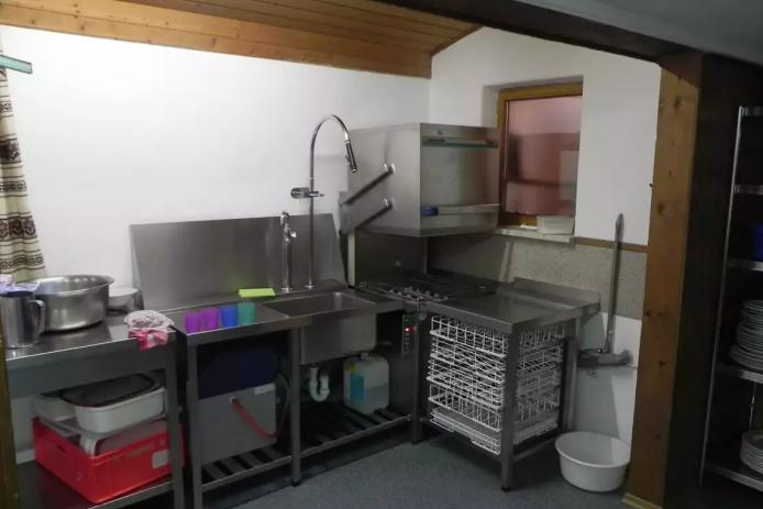 gewerbliche Spülmaschine