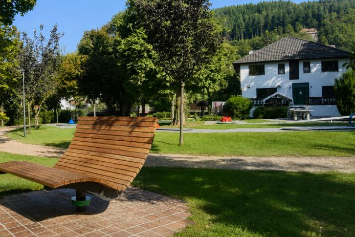 Rückansicht vom Kurpark aus
