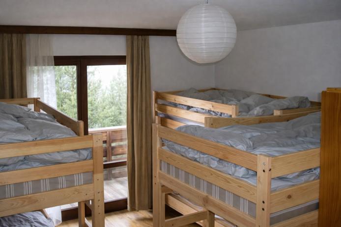 6-Bett Jugendschlafzimmer