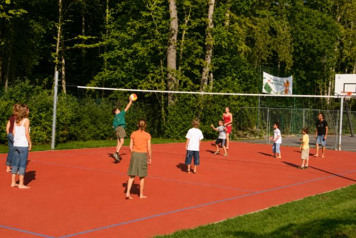 Ballspiele aller Art - bei uns findet jede/r seinen Platz