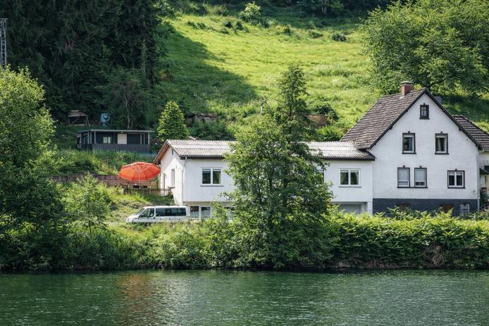 Haus Papagei-am-See im Sauerland