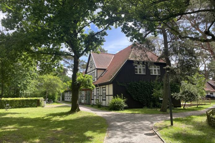 Hauptgebäude des Zingsthofes