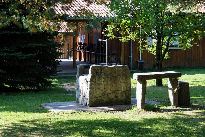 ein Grillplatz in Feriendorf I
