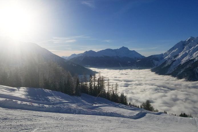 Direkt inmitten der Natur, mit beeindruckendem Blick auf die majestätische Bergwelt