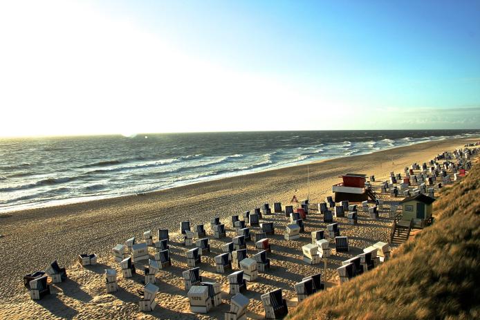 Der Traumbadestrand liegt mit knapp 300 Metern Fußweg "direkt" vor der Haustür.