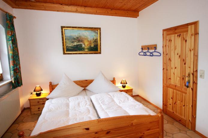 4 Bettzimer, 1 Doppelbett sowie 1 Stockbett