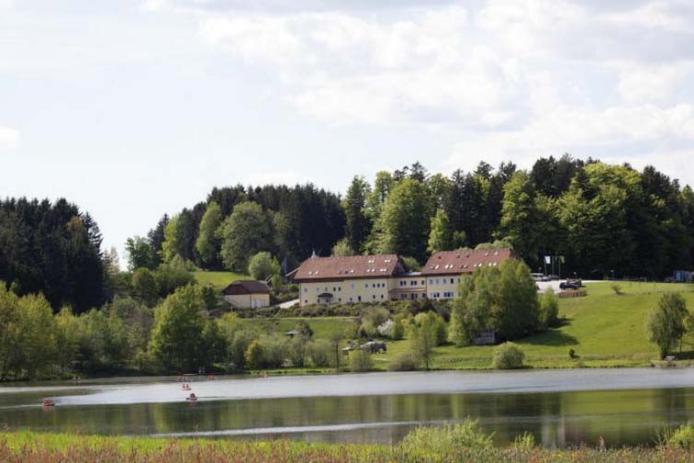 direkt am Bade- und ....