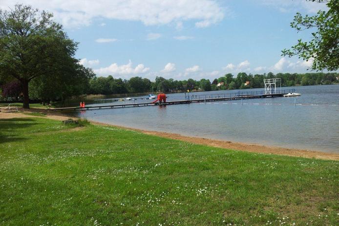 Seebad Heiligensee 1 km entfernt