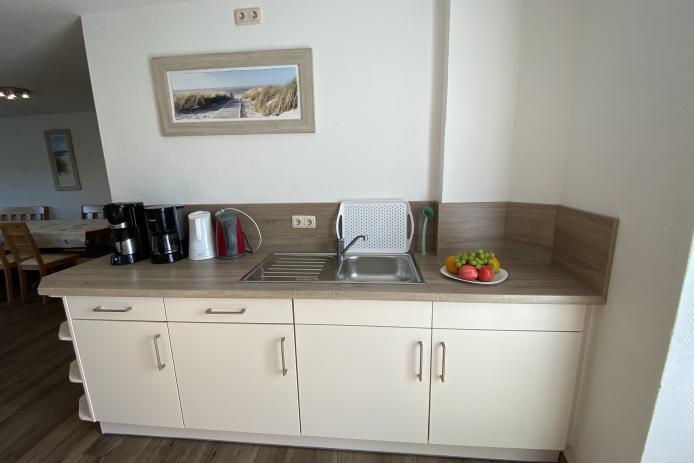 Extra Teeküche, mit eigenem Ausgang zur Sonnen- u. Grillterrasse