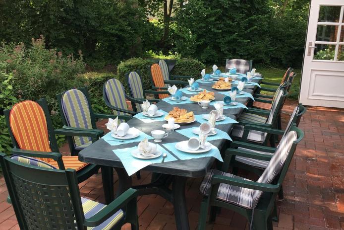 frühstücken Sie mit ihren Lieben gemeinsam auf unserer Sonnenterrasse