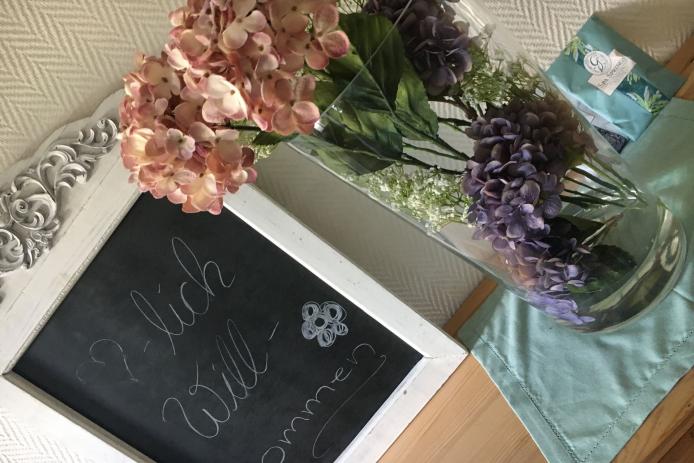 Informationen im Selbstversorgerhaus, zur Freizeitgestaltung, liegen aus