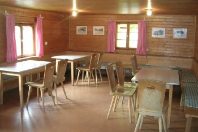 Aufenthalts- u. Essraum