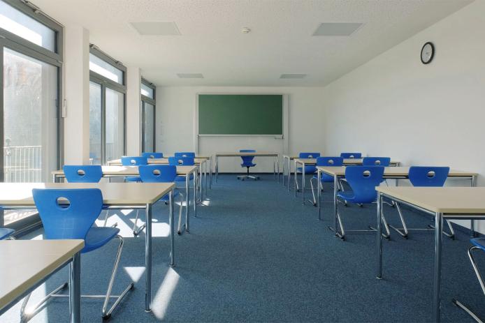 Klassenzimmer/Seminarraum