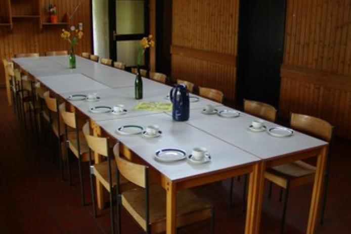 Tagesraum im Blockhaus