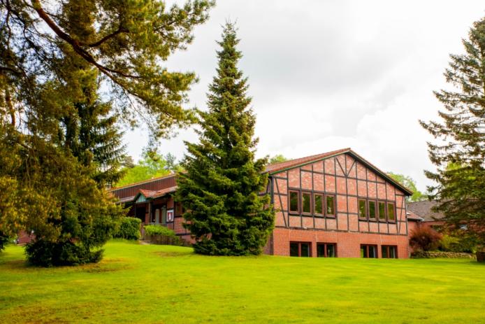 Unser schönes Jugendferienheim, Herzlich Willkommen