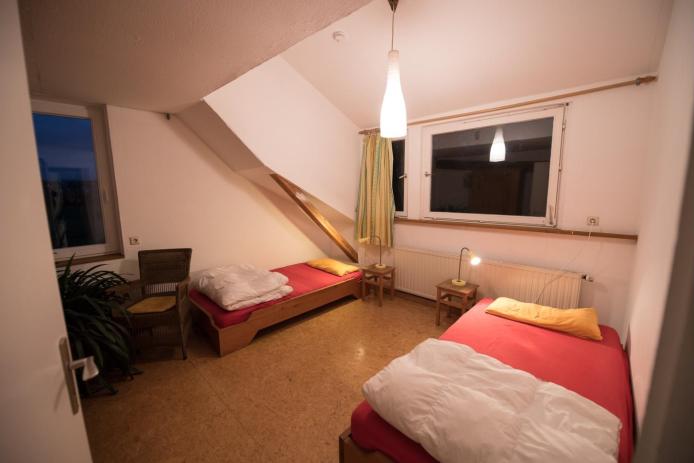 2-Bett-Zimmer 2. OG