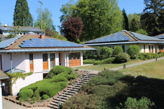 Auf unserem Grundstück befinden sich drei Gästehäuser