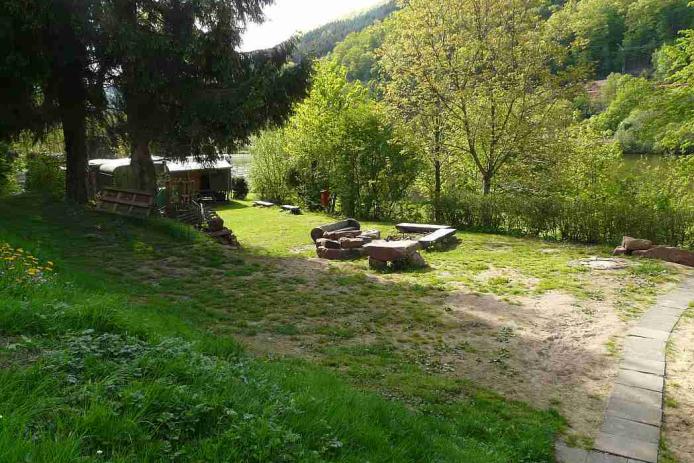 Feuerstelle bei der Bauwagenkolonie