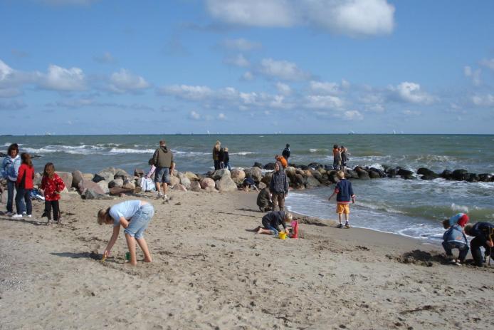Feinsandiger, weißer Sandstrand