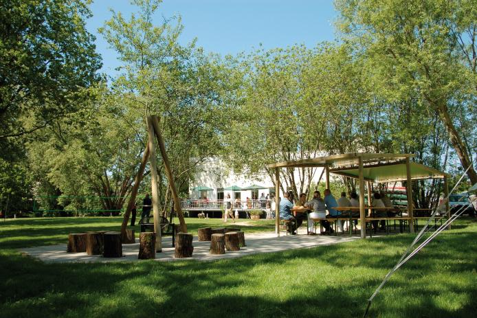 Grillstelle an einem der Zeltplätze