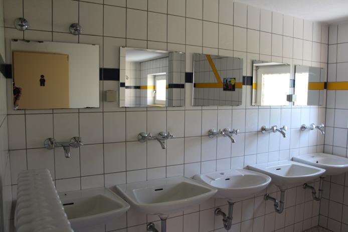 Sanitär Haus 1 (Männer)