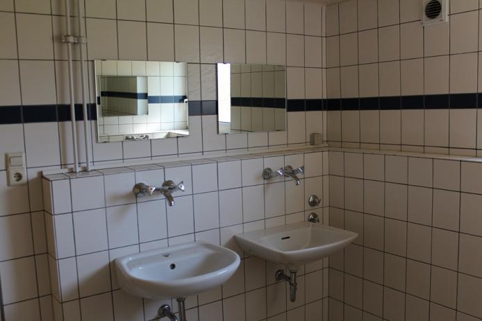 Sanitär Haus 1 (Frauen)