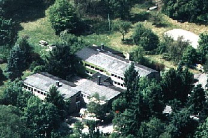 Das gesamte Gelände aus der Luft vor dem Umbau.