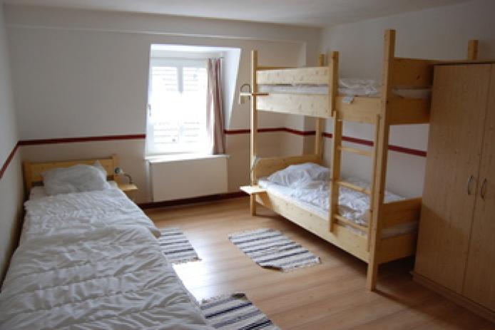 4-Bettzimmer