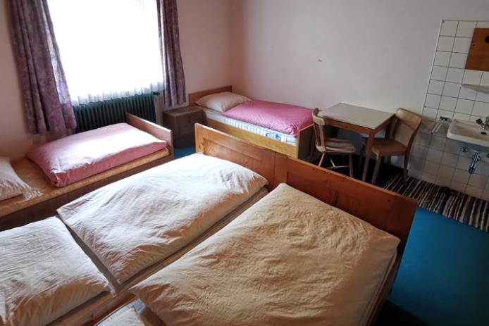 4-Bettzimmer