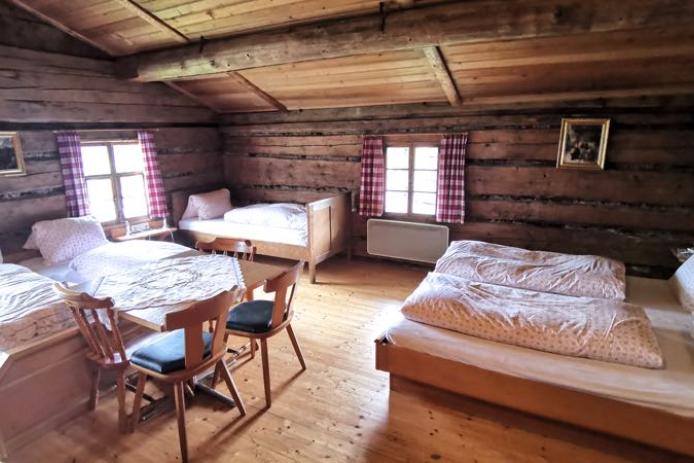 6-Bettzimmer