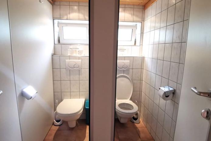 Zwei separate WC