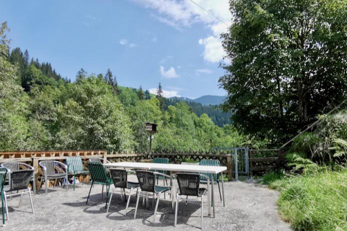 Terrasse mit Bergblick