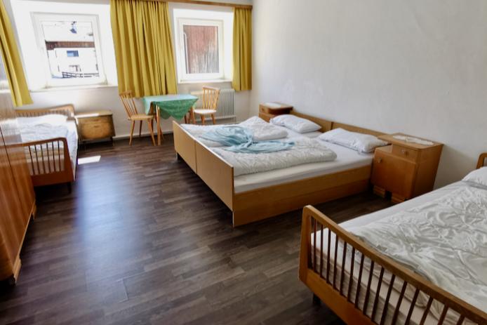 4-Bettzimmer